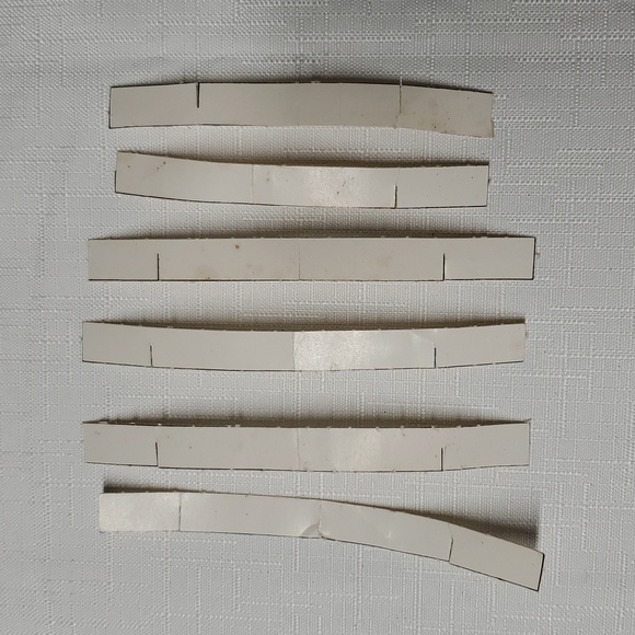 VTG Berenstain Bears 1989 Paper Dolls Cutouts Set of 8 Different Characters - Picture 6 of 15